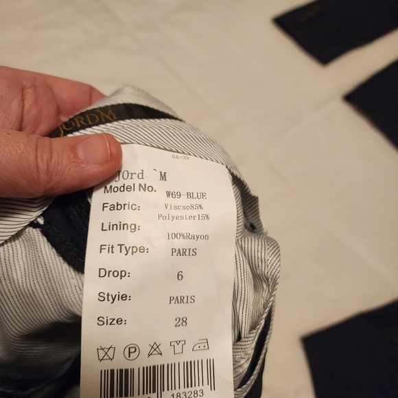 F1 - Men's  Gorgeous  Three Piece Suit - Picture 4 of 6